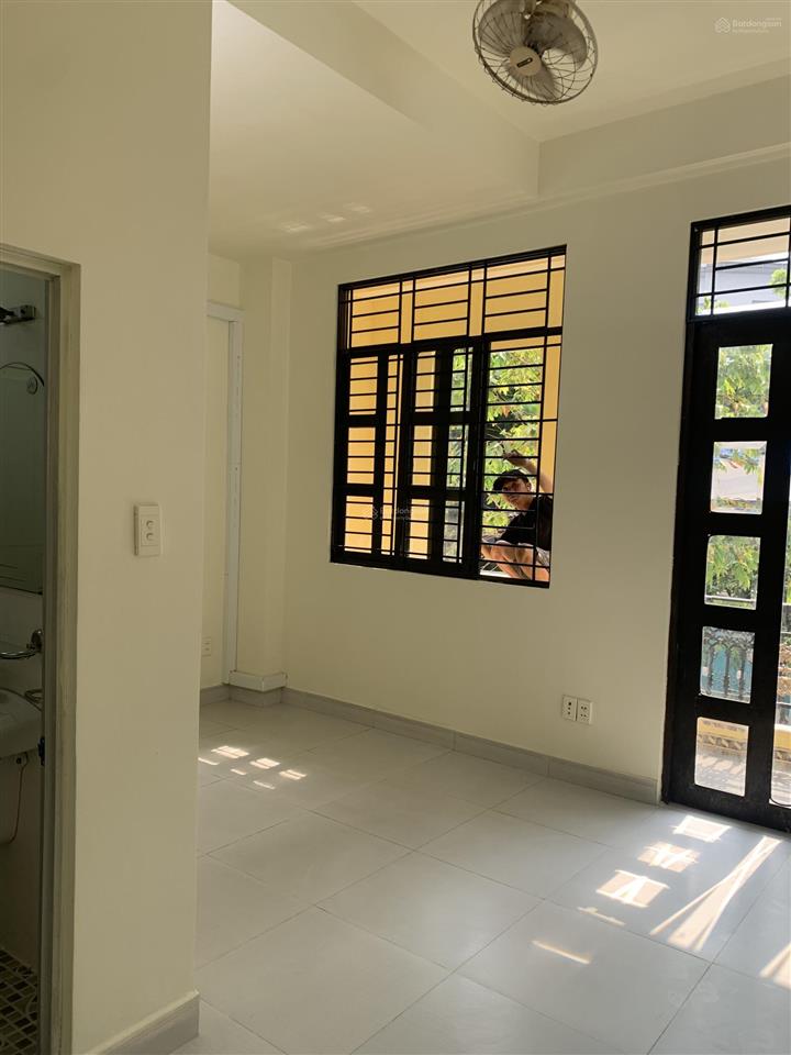Nhà thuê 4 tầng  5 x 20  100m 5pn,6 wcmt 12m kdc 6b intresco bình hưng, bình chánh cũ 20 tr/th