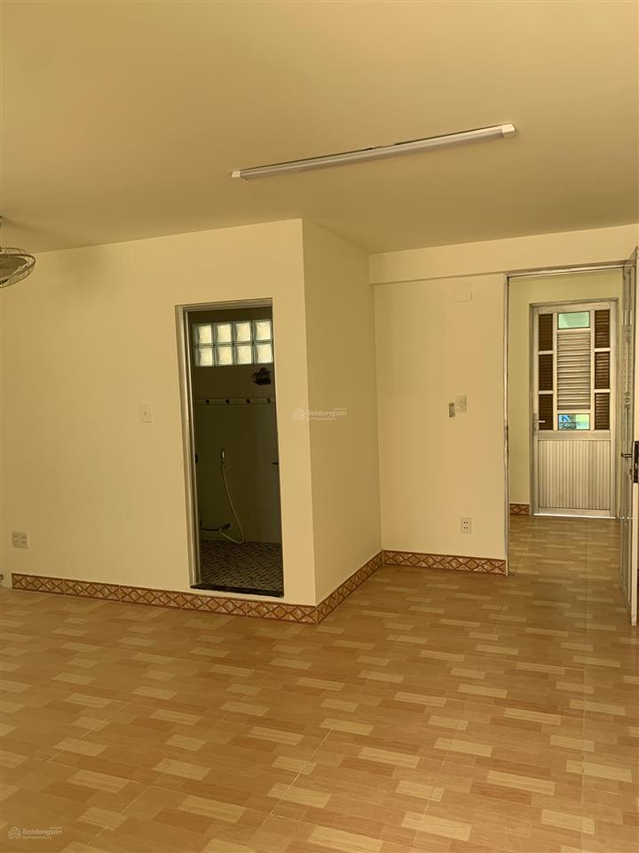 Nhà thuê 4 tầng  5 x 20  100m 5pn,6 wcmt 12m kdc 6b intresco bình hưng, bình chánh cũ 20 tr/th