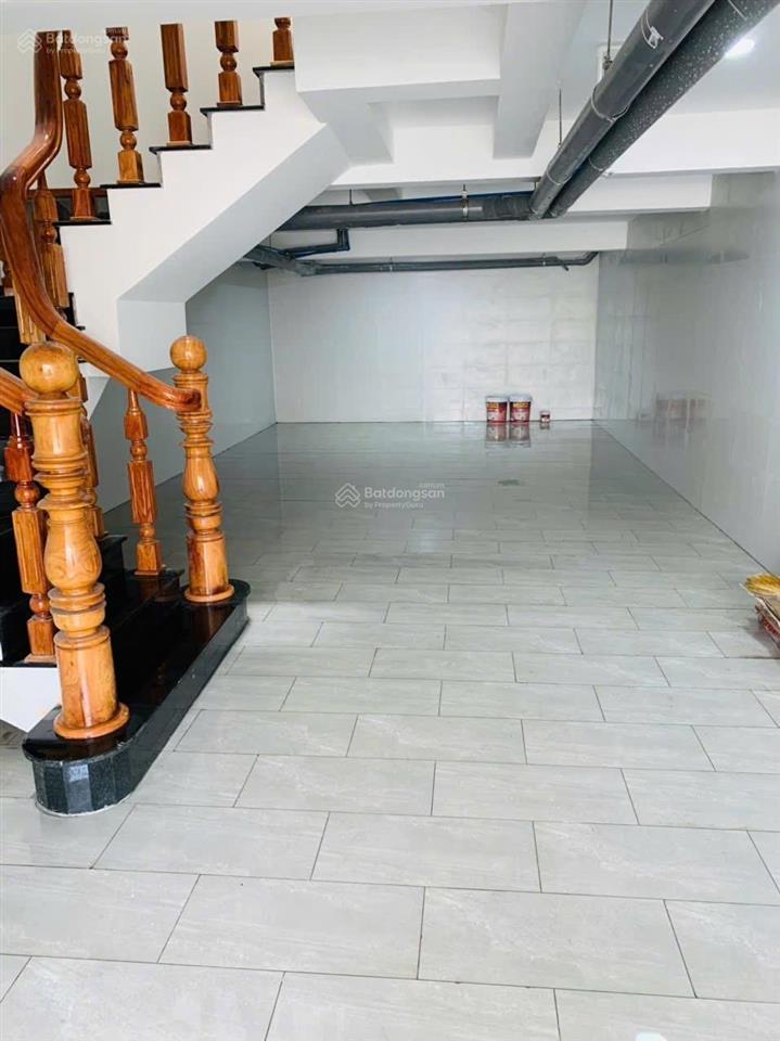 Cho thuê nhà hầm+ 4 tầng 5 x 20100m25 pn,4 wc mt đường phạm hùng 40m kdc đại phúc xã bình hưng bc