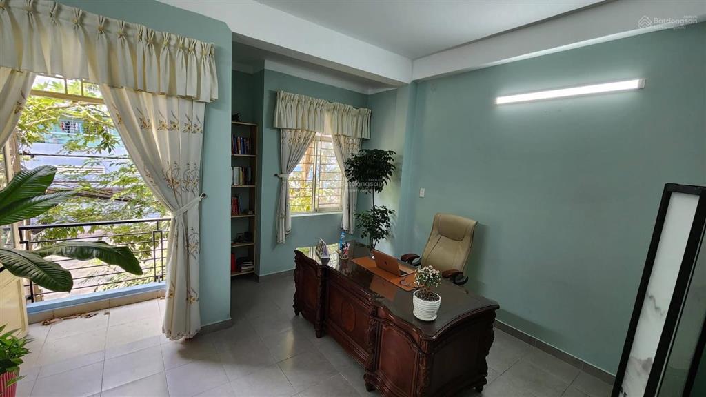 Nhà thuê 4 tầng 5 x 20  100m2  4 pn, 5 wc đường 12m  267 ba tơ liền kề kdc phú lợi p7q8