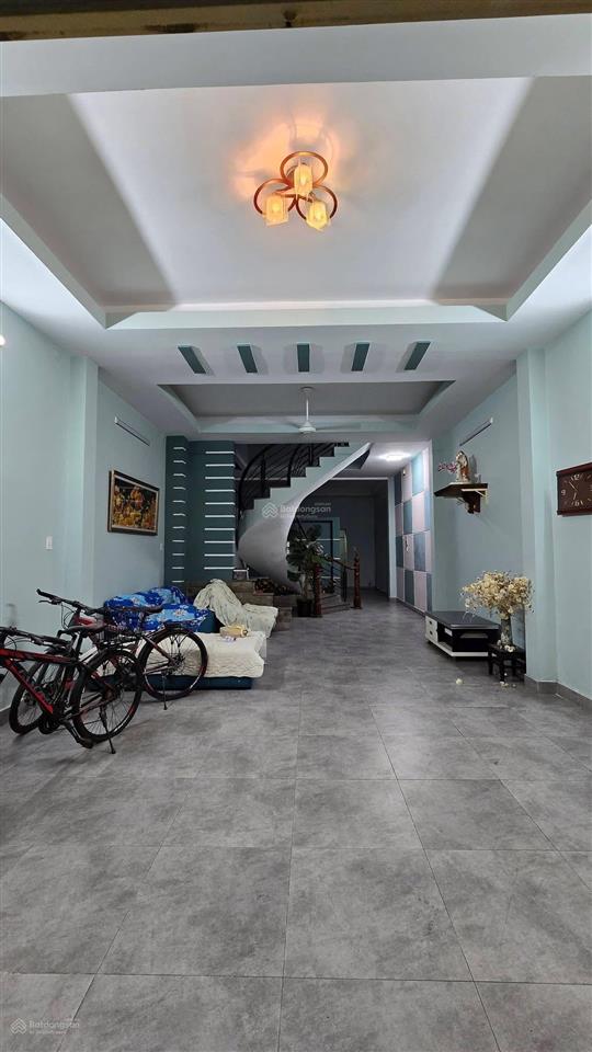 Nhà thuê 4 tầng 5 x 20  100m2  4 pn, 5 wc đường 12m  267 ba tơ liền kề kdc phú lợi p7q8