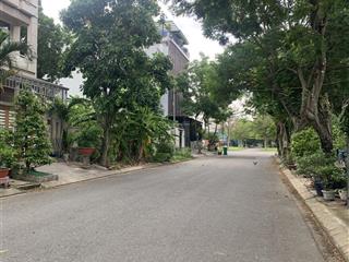 Bán lô đất 7x18  126m2  giá 63 triệu/m2 kdc conic 13b xã phong phú cũ, b chánh  sổ đỏ cá nhân