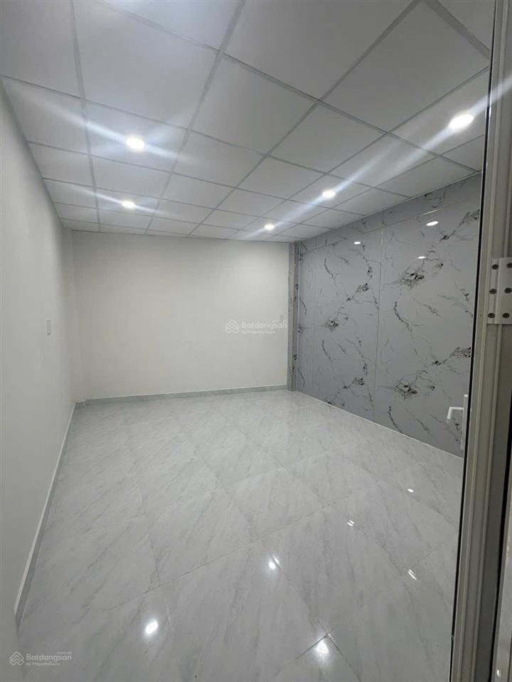 Nhà bán trệt, lầu mới đẹp 39m2(3,3 x 11( nở hậu 4m2)3 pn,2 wc hẻm 3m 125 nguyễn thị tần p1q8 cũ.