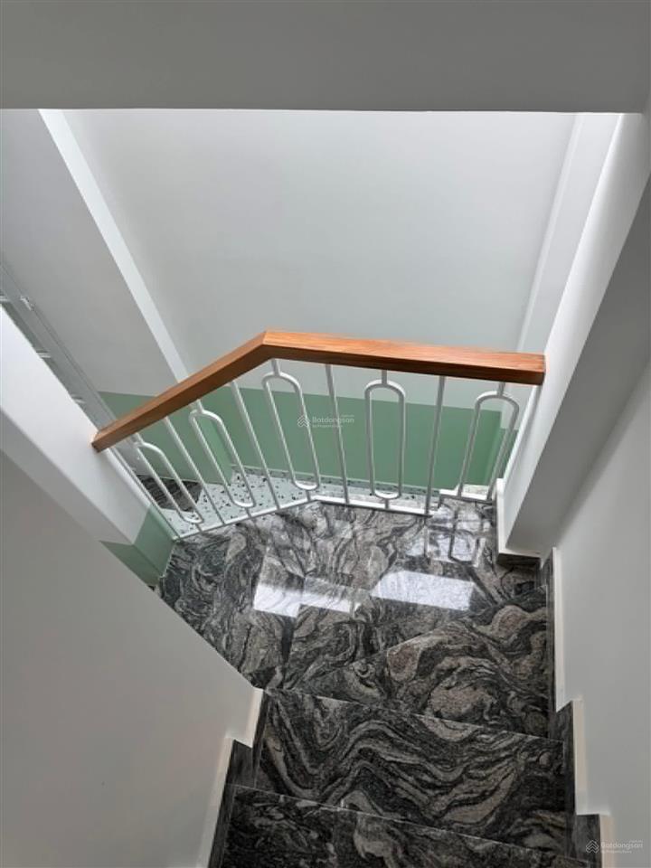 Nhà bán trệt,lầu3,5 x 9,532m2giá4tỷ1 b l,2pn hẻm gần mặt tiền đường dương bá trạc p chánh hưng