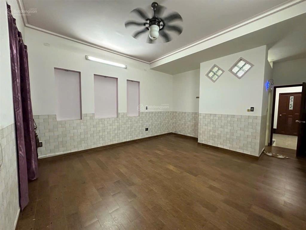 Nhà thuê 4 tầng  5 x 20m  100m2  5 pn, 5 wc  mt đường số 2  20m kdc 6b intresco, bình hưng