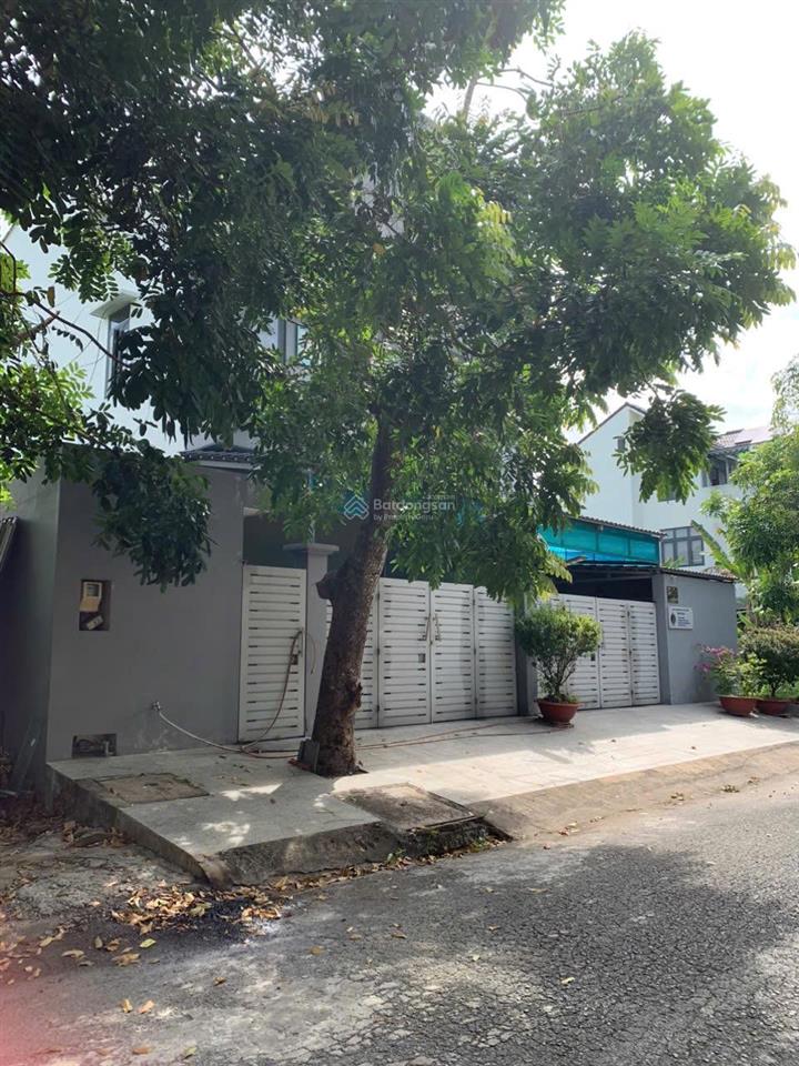 Nhà thuê biệt thư trệt,lầu15 x 18270m2 đường 12m kdc greenlife 13c xã phong phú, bình chánh cũ
