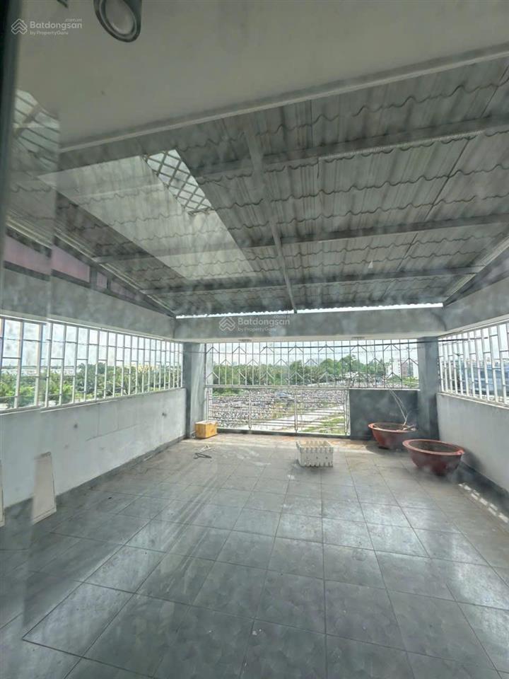 Nhà bán 4 tầng5 x 20100m2giá8tỷ7 tl 5 pn,6 wc kdc t30 đường 12m nội bộ phạm hùng xã bình hưng