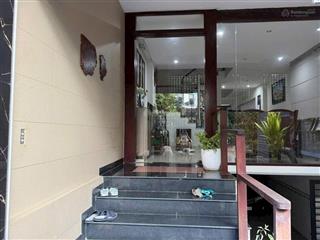 Nhà bán hầm4 tầng 5 x 20100m2 mặt tiền đường chính 16m  kdc 6b intresco xã bình hưng b chánh