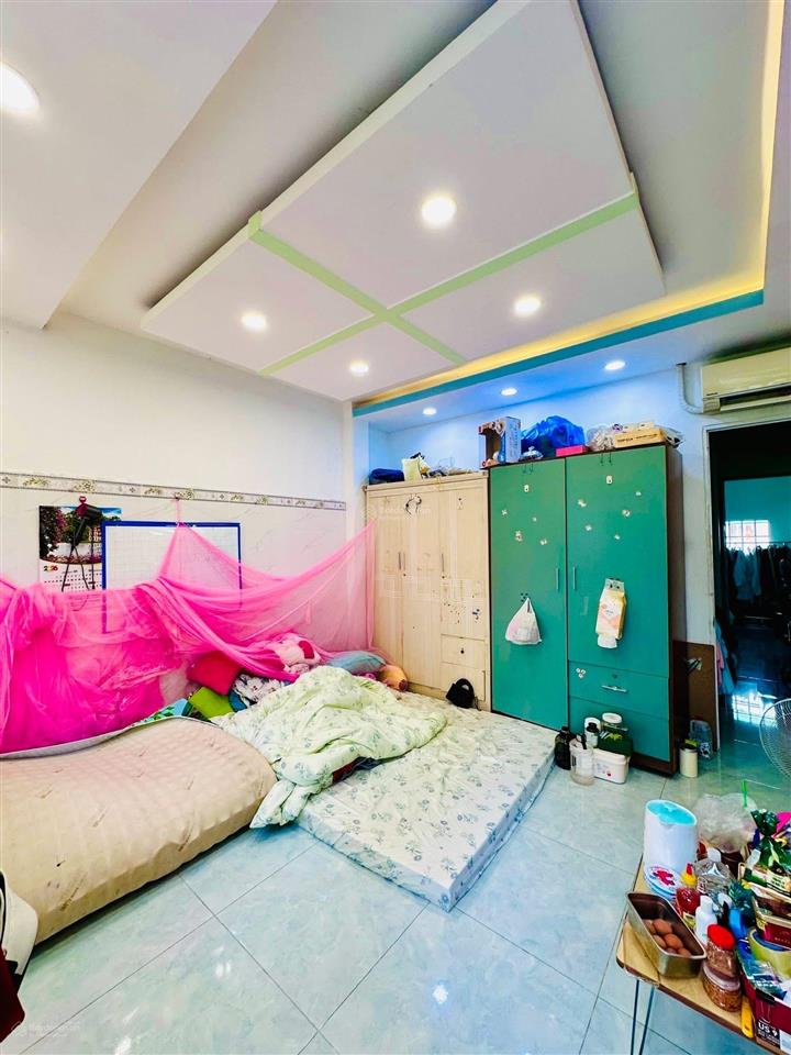 Nhà bán trệt,lầu4 x 1248m2 đúc btct hẻm rộng 4m trước nhà đường tám danh gần parc mall p4q8 cũ