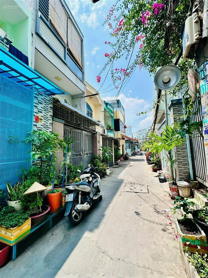 Nhà bán trệt,lầu4 x 1248m2 đúc btct hẻm rộng 4m trước nhà đường tám danh gần parc mall p4q8 cũ