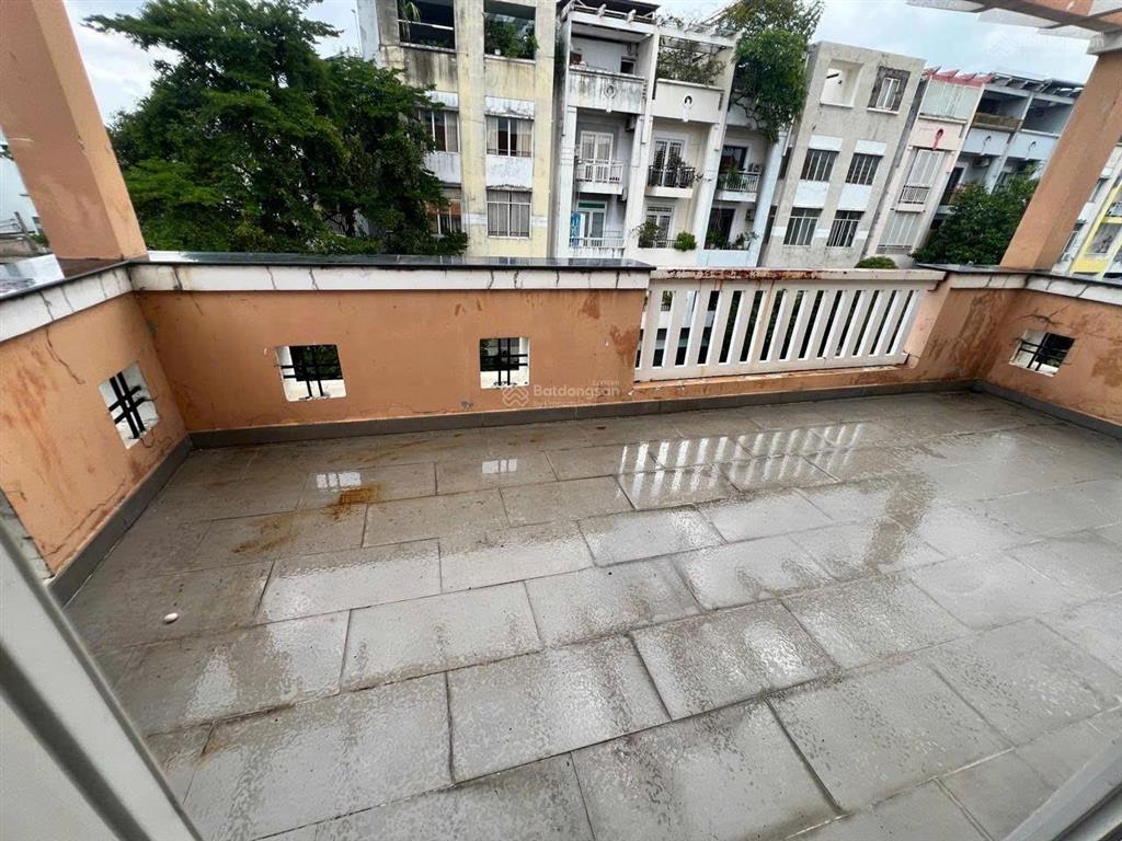Cho thuê biệt thự mini 8 x 20 160m2hầm t tầng nội bộ 12m đường cao lỗ gần parc mall aeon p4 q8