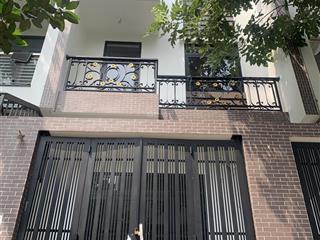 Nhà bán thô 4 tầng5 x 20100m25 pn,5 wc kdc 13e intresco7tỷ5 sh xã phong phú nay xã bình hưng bc