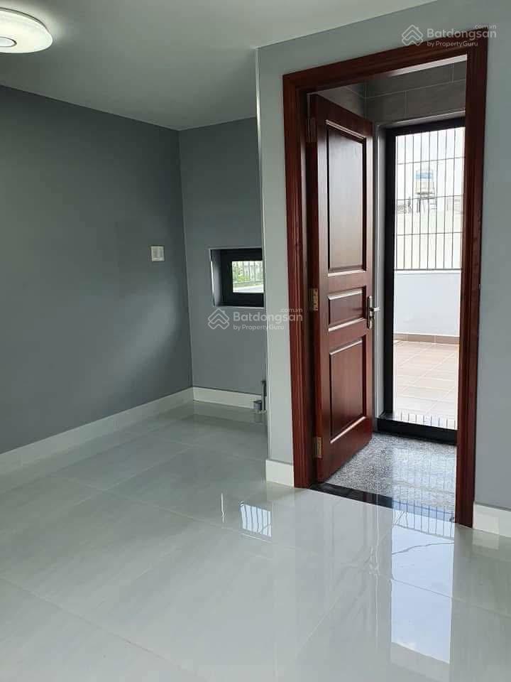 Nhà thuê 4 tầng5 x 20100m25 pn,5 wc đường 12m kdc 13e 15triệu/th xã phong phú nay xã b hưng bc