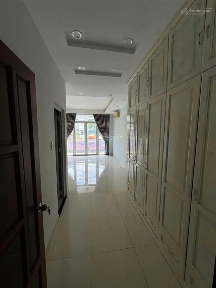 Nhà thuê 5 tầng  4x2080m2 mặt tiền 32m kinh doanh sầm uất tạ quang bửu p4q8 gần parc mall aone