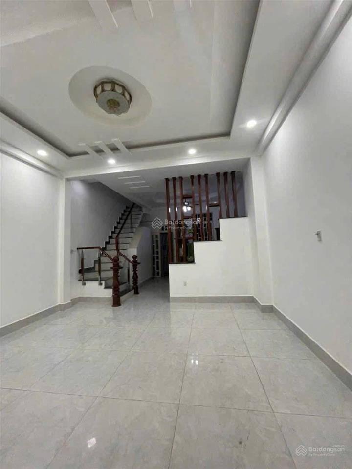 Nhà thuê 4 tầng5,3 x 104 pn,3 wchẻm 141 đường tám danh p4q8 gần parc mall aoen15 triệu/th