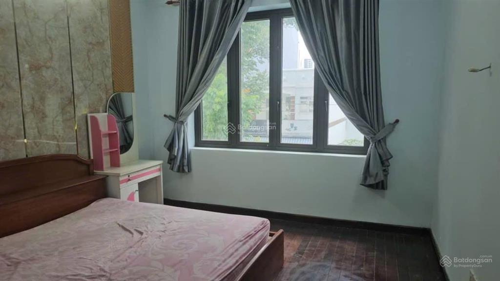 Nhà bán 4 tầng+st7 x 20m 140m²dt sàn 382m²mt đường số 7 kdc conic 13b, phong phú, bc cũ.