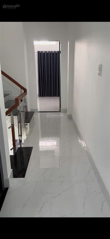 Nhà bán 3 tầng + st  3,5 x 13,847m2  4pn mặt tiền 12m đường số phạm hùng p chánh hưng (p5q8 cũ)