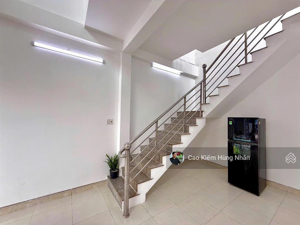 Bán nhà 1 trệt 1 lầu xã phước vĩnh an đường mai thị buội 4x22 ont. giá bán 2 tỷ 350 triệu.