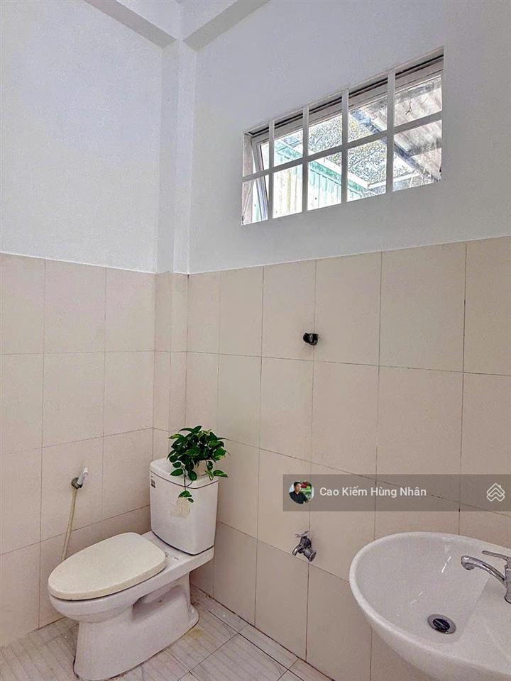 Bán nhà 1 trệt 1 lầu xã phước vĩnh an đường mai thị buội 4x22 ont. giá bán 2 tỷ 350 triệu.