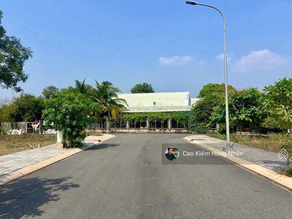 Bán đất xã tân an hội ấp cây sộp đường 387 5x2 ont. giá 1 tỷ 650 triệu có thương lượng ngay chủ