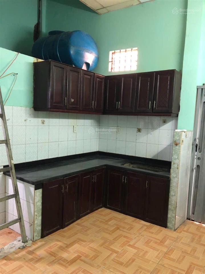 Nhà căn góc 421m (dtcn 85,6m) sau lộ giới còn 2,121m (42,7m) giá 4,1ty bán gấp