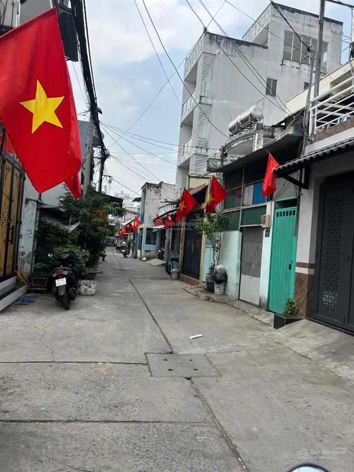 Nhà căn góc 421m (dtcn 85,6m) sau lộ giới còn 2,121m (42,7m) giá 4,1ty bán gấp