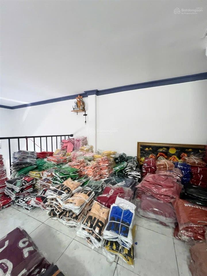 Nhà nhỏ vị trí đẹp vừa ở vừa kinh doanh 48m đường 8m thông giá 3,86ty