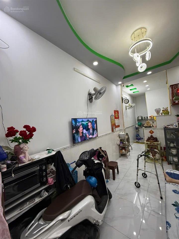 Nhà nhỏ xinh 3x10m, 1 lầu, dtsd 56m, hẻm sạch đẹp, 3 tỷ 350
