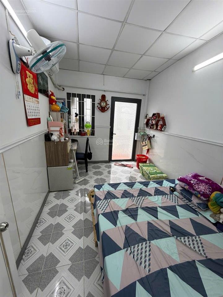 Nhà nhỏ xinh 3x10m, 1 lầu, dtsd 56m, hẻm sạch đẹp, 3 tỷ 350