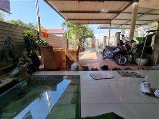 Nhà cấp 4 full 113m² thổ cư nở hậu đẹp giá chỉ 950 triệu