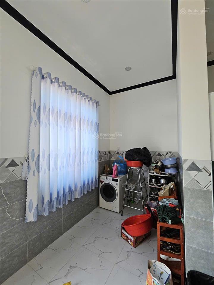 Cần bán căn nhà tâm đắc dọn vào ở ngay gần trường tiểu học phú quý 1