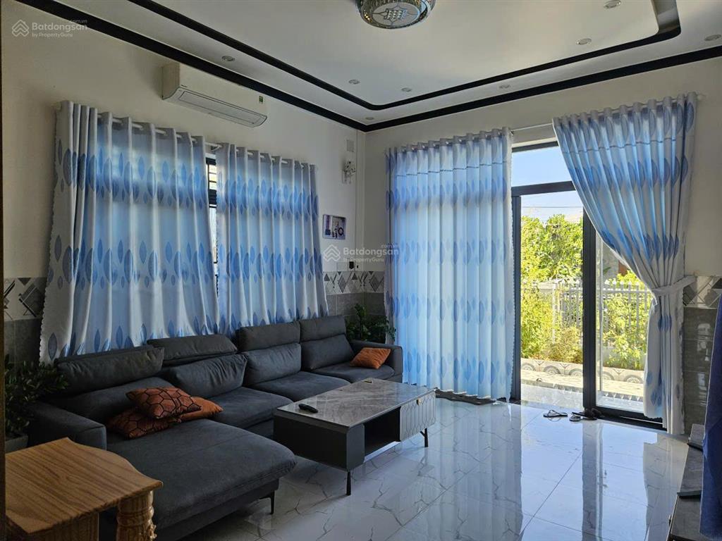 Cần bán căn nhà tâm đắc dọn vào ở ngay gần trường tiểu học phú quý 1