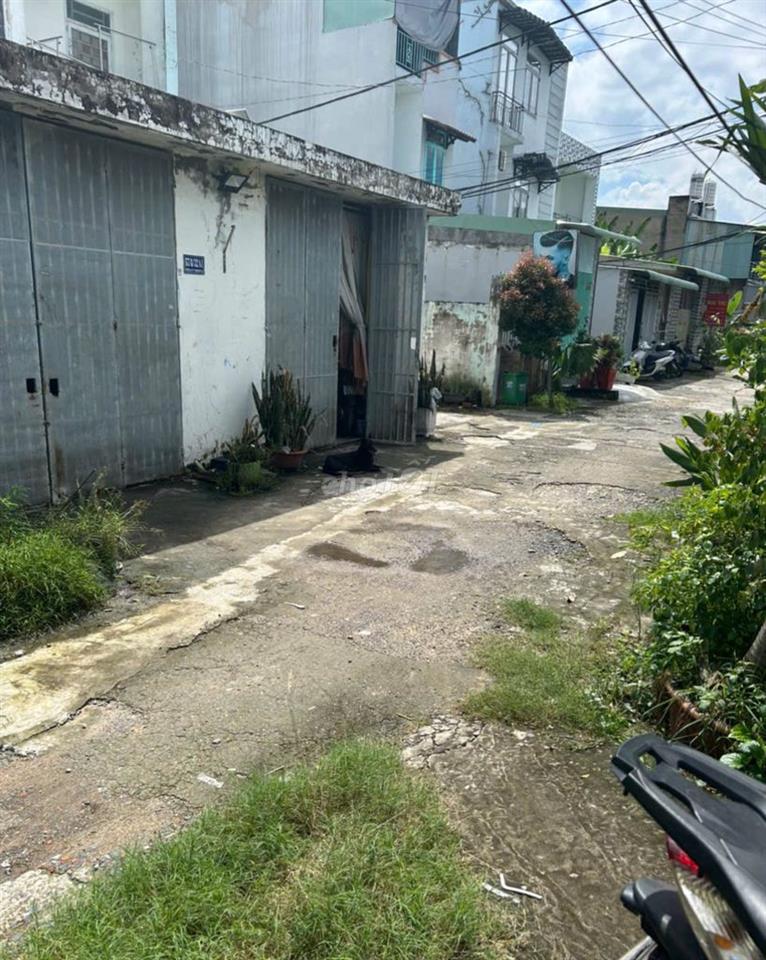 Chính chủ cần bán gấp đất thổ cư 182,9m² Quận 12