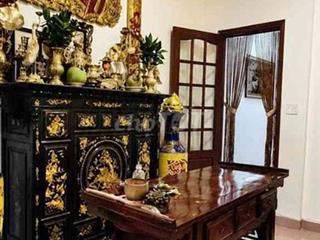 Nhà mặt tiền  Nguyễn Minh hoàng