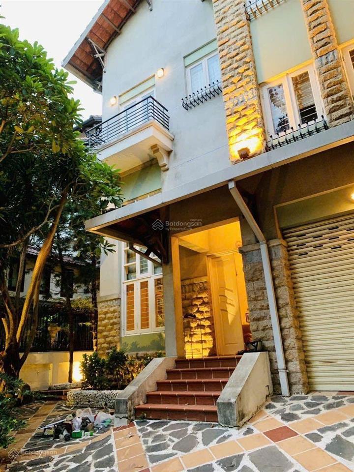Bán biệt thự trong khu villa compound fideco thảo điền xem nhà dễ