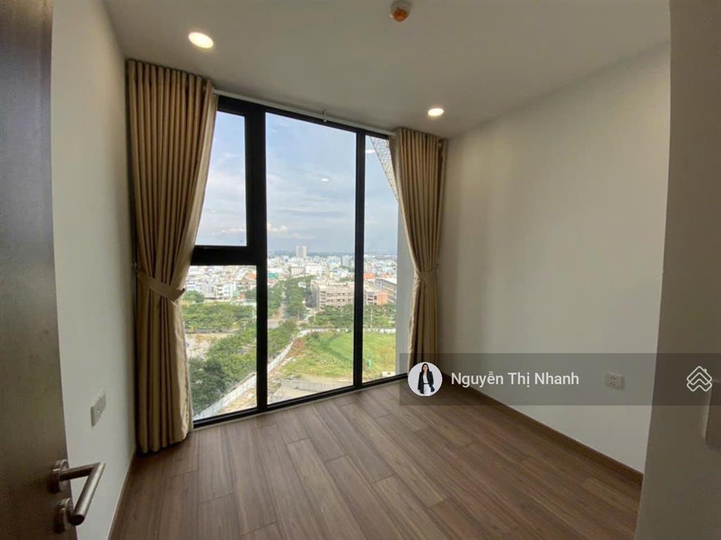 Ecogreen q7 bán căn góc 3pn2wc 80m2,3 view cv,hồ bơi,ngắm 1 phần phá0 hoa, giá 7 tỷ, sẵn sổ hồng.