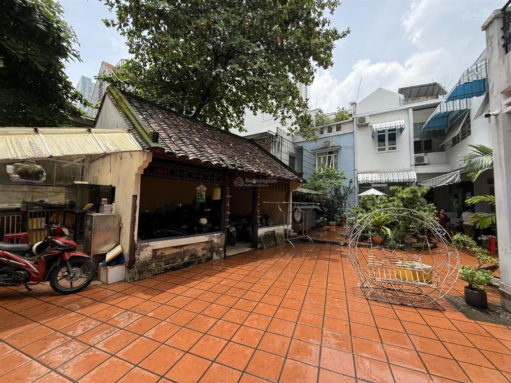 Chính chủ gửi bán nhà riêng 1000m2full thổ cư tt bình thạnhliền kề q1 oto 2 chiều tl chính chủ