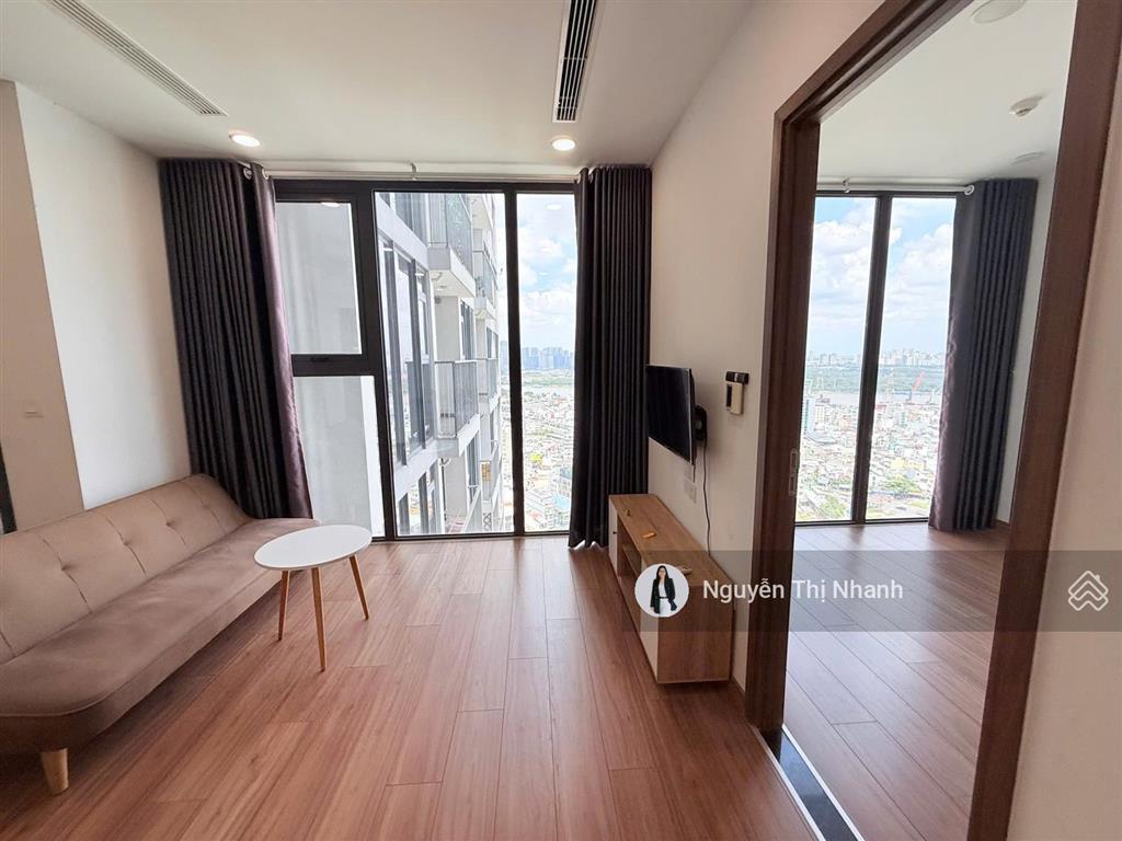 Cho thuê ecogreen 2pn full kính, full nt, view toàn cảnh thủ thiêm ngắm pháo hoa, giá 15 triệu
