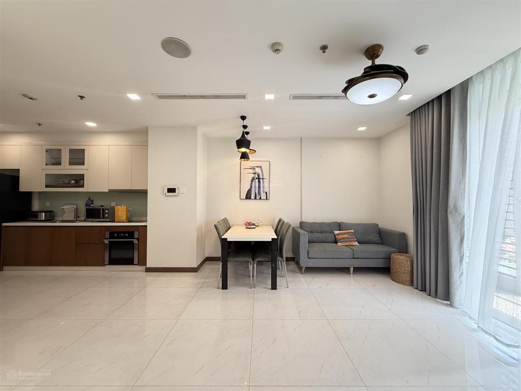 Hạ 1 tỷ  bán nhanh 2p chỉ 9t giải quyết công việc