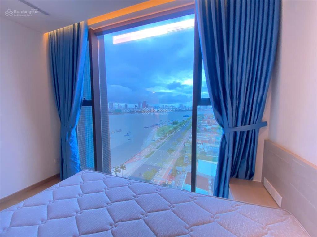 Bán căn hộ 2pn căn góc lớn view sông hàn toàn cảnh tttp đang có hđ thuê 32tr/tháng