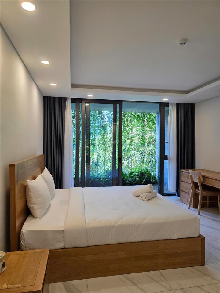 Cho thuê biệt thự casamia 5pn full nội thất gần hoiana và vinpearl