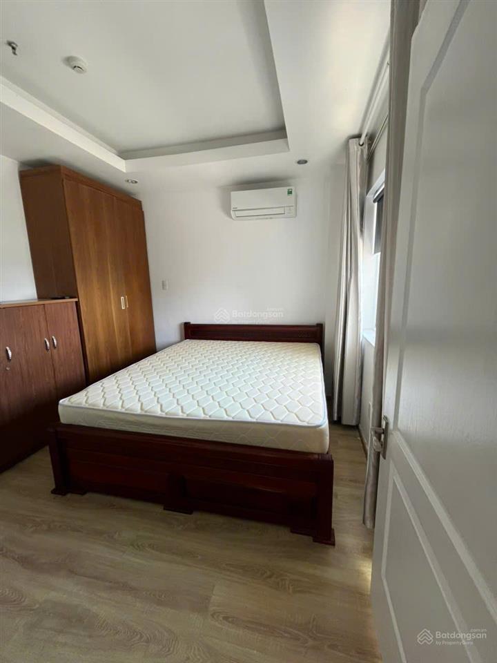 Cho thuê căn hộ 2pn lapaz nguyễn chí thanh, tầng cao trung tâm thành phố