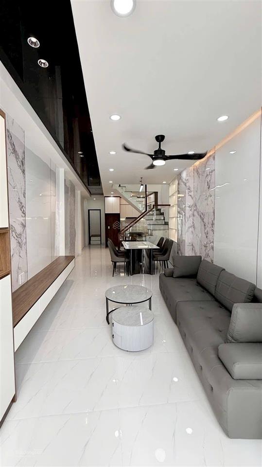 Bán nhà mới xây hẻm 38 đặng nhữ lâm nhà bè. cách huỳnh tấn phát 200m.
