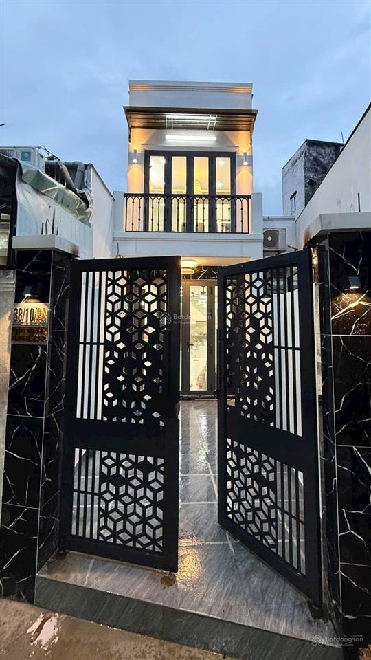 Bán nhà mới xây hẻm 38 đặng nhữ lâm nhà bè. cách huỳnh tấn phát 200m.