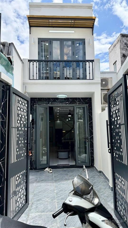 Bán nhà mới xây hẻm 38 đặng nhữ lâm nhà bè. cách huỳnh tấn phát 200m.