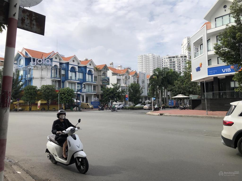 Bán nhà mặt tiền hoàng trọng mậu him lam giá chỉ 34 tỷ, có thang máy và sổ hồng