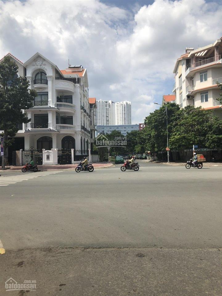 Chính chủ cần bán gấp lô 10m x 20m giá 195tr/m2. kdc him lam kênh tẻ,  0938 294 ***