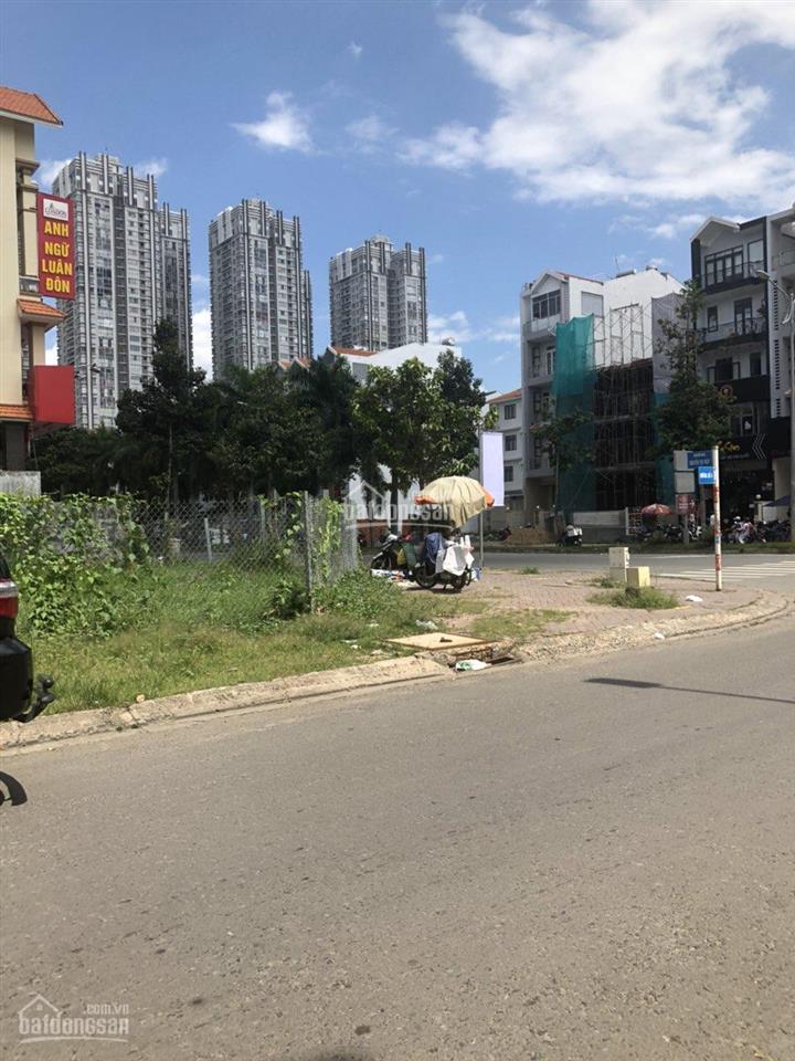 Chính chủ cần bán gấp lô 10m x 20m giá 195tr/m2. kdc him lam kênh tẻ,  0938 294 ***
