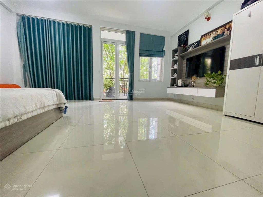 Nhà ngay kdc tân quy đông p . tân hưng dt 6 x 18m giá 19,5 tỷ có thương lượng