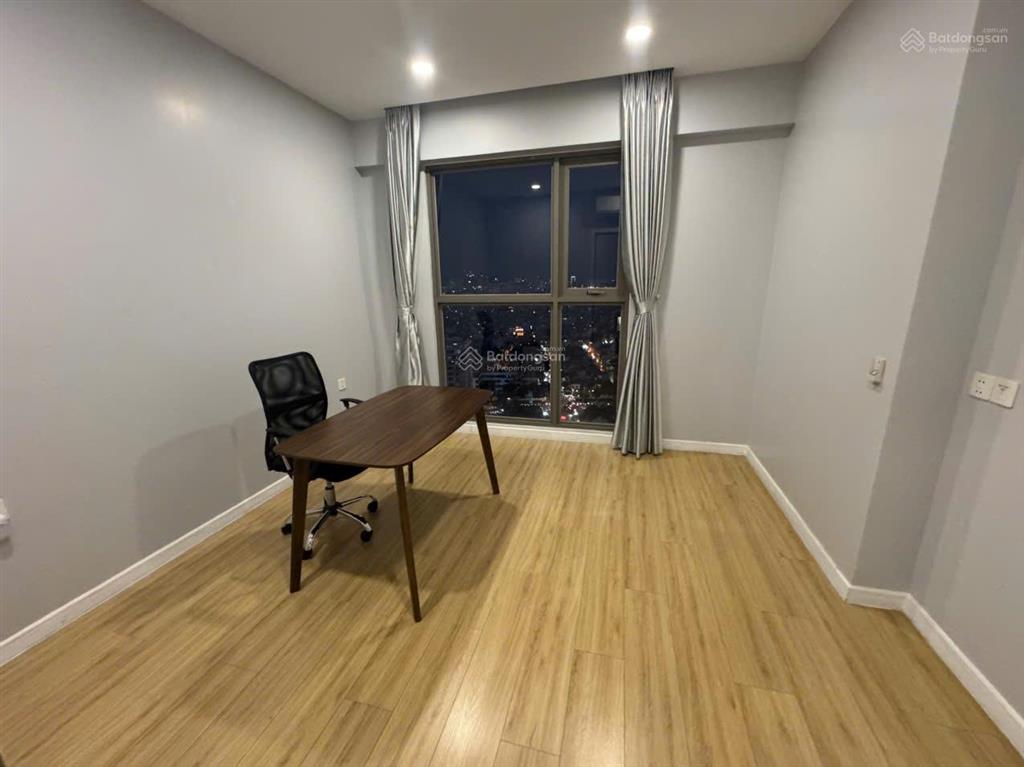 Bán 3pn millennium căn góc, lầu cao, view pháo hoa đẹp. giá 10.8 tỉ đảm bảo thấp nhất thị trường